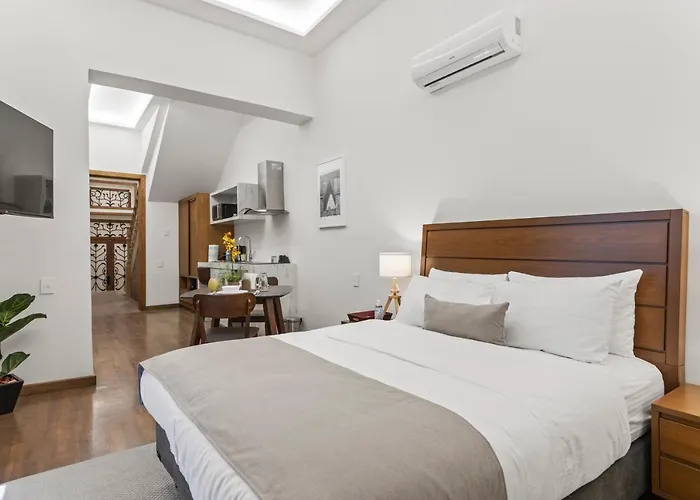 Casa Niza Suites
